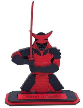 Samurai Figur Präsent - Domo Arigato -für Schüler, Trainer, Lehrer Dojo aus Holz rot/schwarz